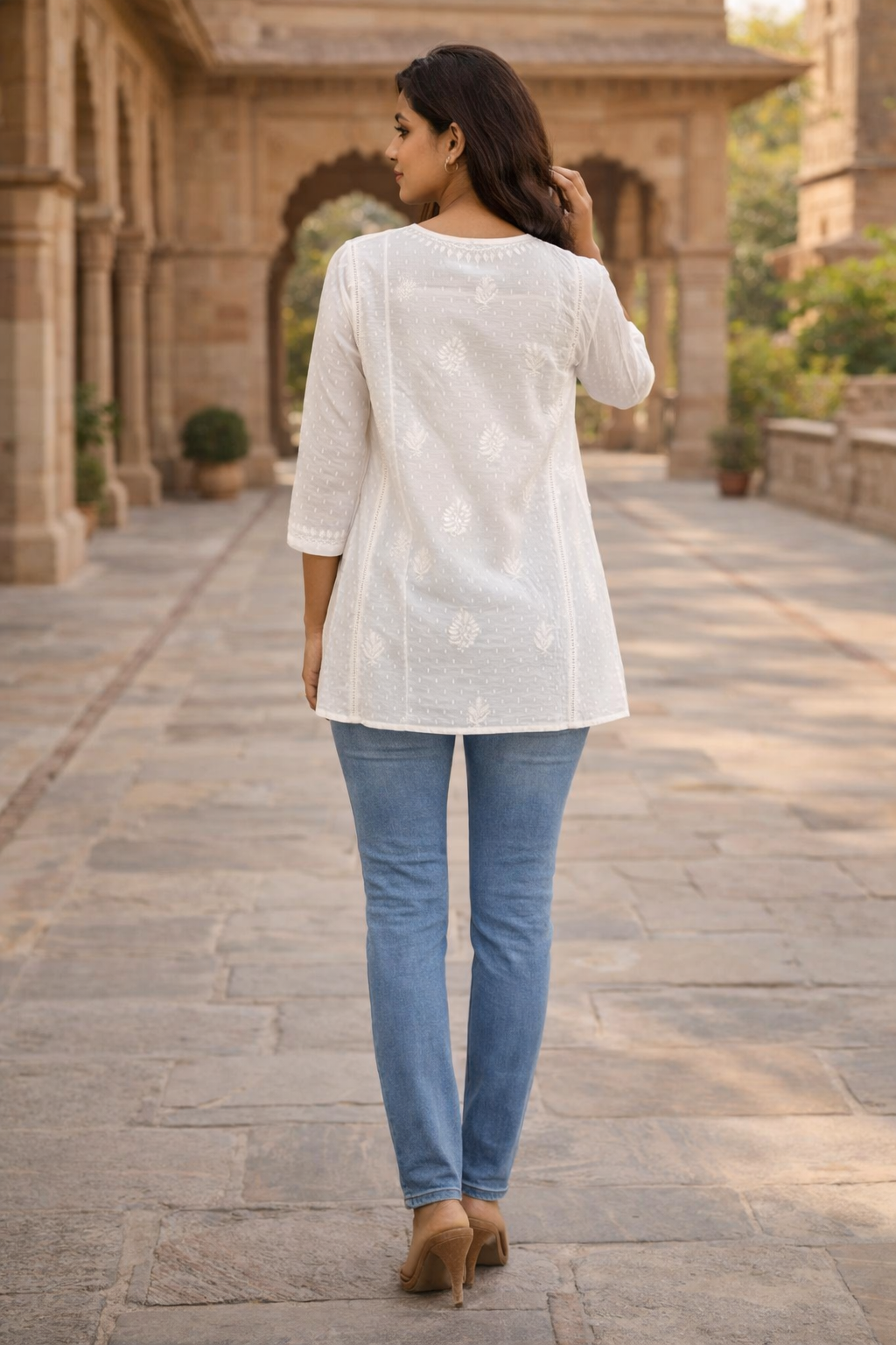 Lucknowi White FORMAL SHORT kurti